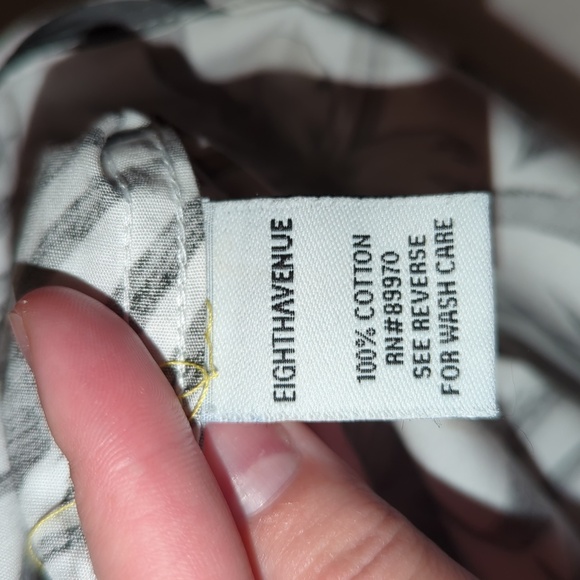 Men's 100% Cotton button down - Picture 8 of 9